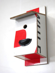 Billbirdhouse Red, White & Black recycle design